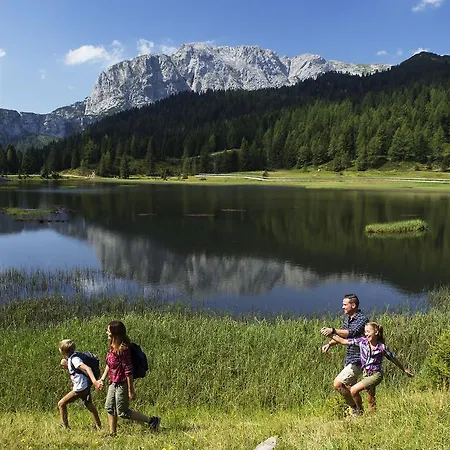 Soelle Homes Nassfeld Apartment *